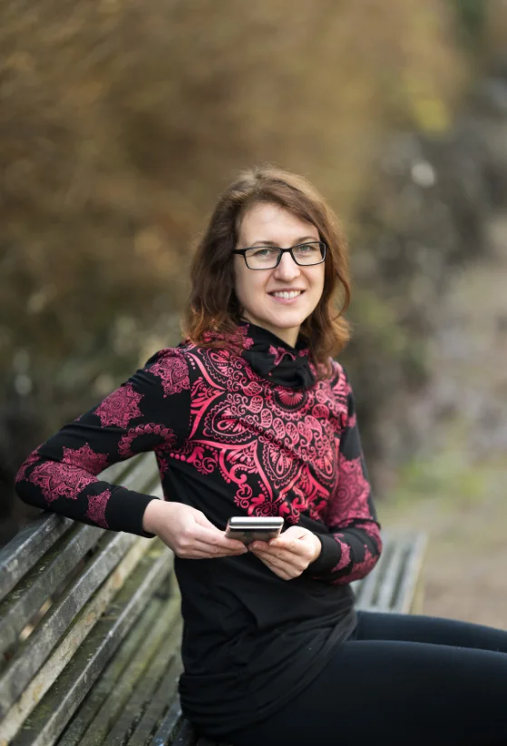 Lektorka češtiny na lavičce