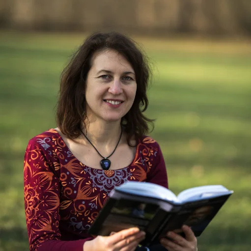 Happy Owl alias Veronika Shejbalová v parku